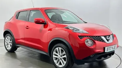 Used Nissan Juke N-Connecta 117 HP (86 kW) 2017 Red SUV