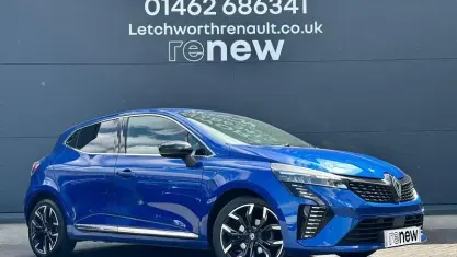 Used Renault Clio Techno 90 HP (66 kW) 2024 Blue Hatchback