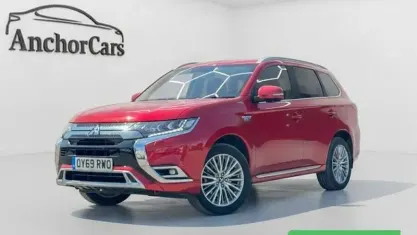 Used Mitsubishi Outlander P-HEV 177 HP (130 kW) 2019 Red SUV