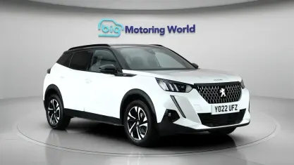 Used Peugeot 2008 GT 131 HP (96 kW) 2022 White SUV