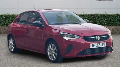 Used Vauxhall Corsa Design Edition 101 HP (74 kW) 2022 Red Hatchback