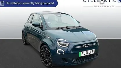 Used 2025 Fiat 500e La Prima Hatchback | £15,750 (Fair price)