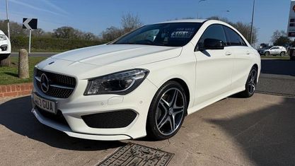 Begagnad Mercedes CLA220 AMG 170 HK (125 kW) 2013 Vit Sedan