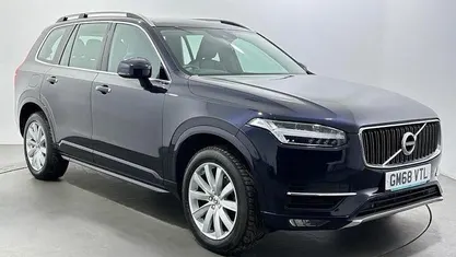 Used Volvo XC90 Momentum 235 HP (172 kW) 2019 SUV