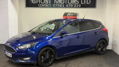 Used Ford Focus Titanium 120 HP (88 kW) 2016 Blue Hatchback