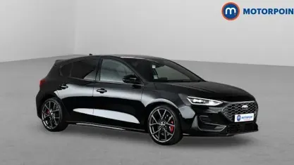 Used Ford Focus ST 280 HP (205 kW) 2024 Hatchback