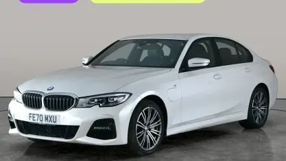 Begagnad BMW 330e M Sport 292 HK (214 kW) 2020 Vit Sedan