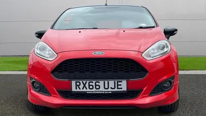 Used Ford Fiesta Zetec 140 HP (102 kW) 2016 Red Hatchback