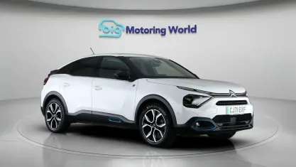 Gebraucht Citroën e-C4 Shine 100 kW (136 PS) 2021 Weiß Kleinwagen