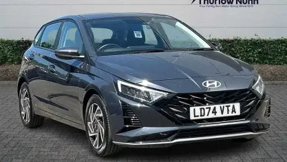 Used Hyundai i20 Advanced 101 HP (74 kW) 2024 Grey Hatchback