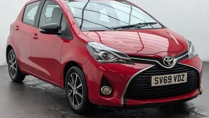 Used Toyota Yaris Hybrid 101 HP (74 kW) 2019 Hatchback
