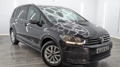Used VW Touran SE 116 HP (85 kW) 2019 MPV