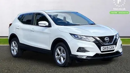 Used Nissan Qashqai Acenta Premium 116 HP (85 kW) 2019 White SUV