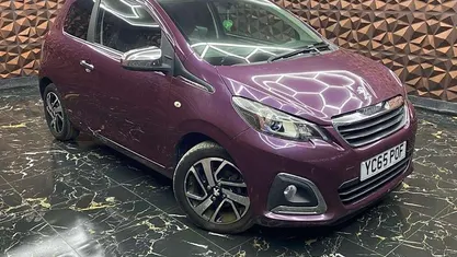Used Peugeot 108 82 HP (60 kW) 2014 Mauve/purple Hatchback