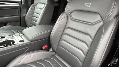 Used 2023 VW Touareg R-line SUV | £38,299 (Fair price)