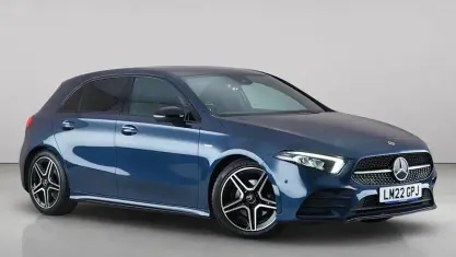 Used Mercedes A180 Executive 136 HP (100 kW) 2022 Blue Hatchback