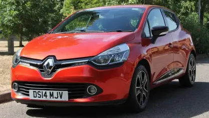 Used Renault Clio Dynamique 90 HP (66 kW) 2015 Hatchback