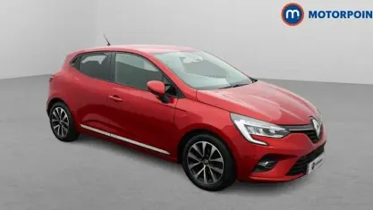 Używany Renault Clio V Iconic 101 KM (74 kW) 2020 Czerwony Hatchback