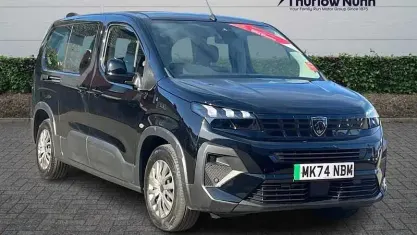 Used Peugeot e-Rifter Allure 100 kW (136 HP) 2024 Black MPV