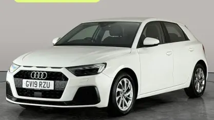 Used Audi A1 Sportback Sport 116 HP (85 kW) 2019 White Hatchback
