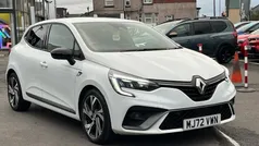 Solid glacier white Used 2022 Renault Clio V RS Line Hatchback | £13,589 (Fair price)
