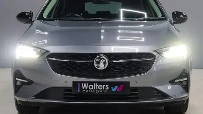 Używany Vauxhall Insignia Sport 122 KM (89 kW) 2020 Szary Hatchback