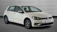 Used 2017 VW Golf VII SE Hatchback | £11,890 (Fair price)