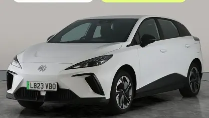 Used MG MG4 EV SE 150 kW (204 HP) 2023 White Hatchback