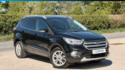 Usado Ford Kuga Titanium 182 HP (133 kW) 2018 SUV
