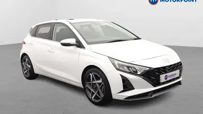 Używany Hyundai i20 Ultimate 101 KM (74 kW) 2025 Biały Hatchback