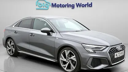 Begagnad Audi A3 S-Line 110 HK (80 kW) 2023 Grå Sedan