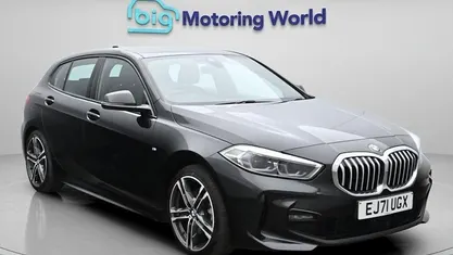 Begagnad BMW 116 M Sport 116 HK (85 kW) 2021 Svart Halvkombi