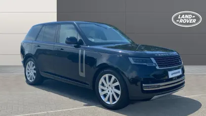 Used Land Rover Range Rover SE 300 HP (220 kW) 2022 Black SUV