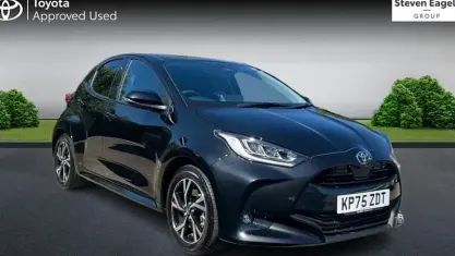 Used Toyota Yaris Design 116 HP (85 kW) 2025 Black Hatchback