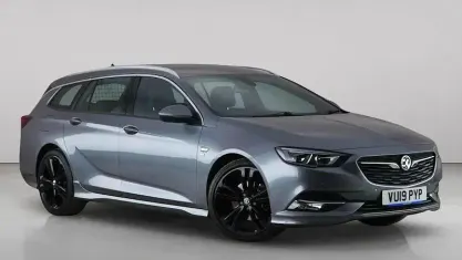 Used Vauxhall Insignia SRi 170 HP (125 kW) 2019 Grey Hatchback