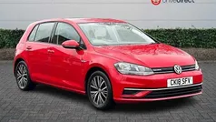 Red Used 2018 VW Golf VII SE Hatchback | £12,999 (Fair price)