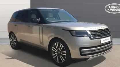 Used Land Rover Range Rover SE 350 HP (257 kW) 2023 Gold SUV