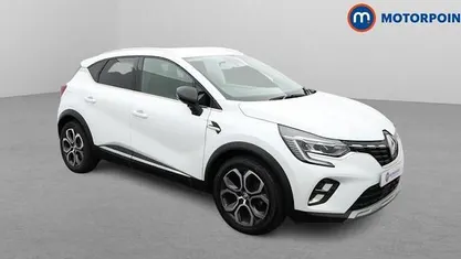 White Used 2024 Renault Captur Techno SUV | £14,849 (Fair price)