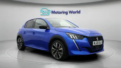 Second-hand Peugeot e-208 GT-line 100 kW (137 CP) 2020 Albastru Hatchback