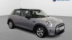 Used 2021 Mini Cooper Classic Hatchback | £15,699 (Fair price)