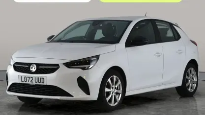 Used Vauxhall Corsa Design Edition 75 HP (55 kW) 2022 White Hatchback