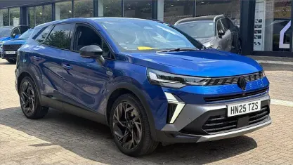 Used Renault Symbioz Iconic Esprit Alpine 143 HP (105 kW) 2025 Blue  SUV