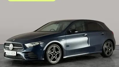 Used Mercedes A180 Executive 136 HP (100 kW) 2022 Blue Hatchback