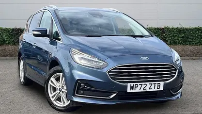 Used Ford S-MAX Titanium 190 HP (139 kW) 2022 MPV
