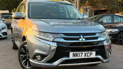 Used Mitsubishi Outlander P-HEV 203 HP (149 kW) 2017 Grey SUV