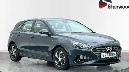 Used Hyundai i30 SE 120 HP (88 kW) 2023 Blue Hatchback