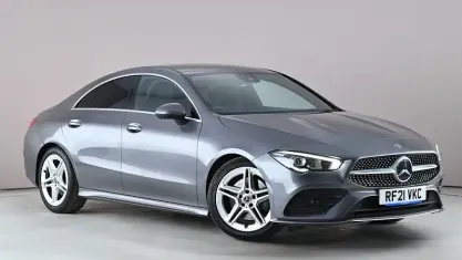 Usado Mercedes CLA200 AMG line 163 HP (119 kW) 2022 Sedan