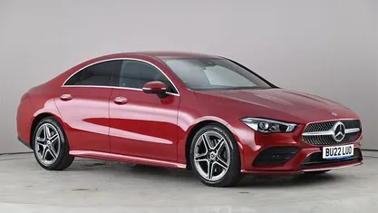 Begagnad Mercedes CLA200 AMG Line Premium 163 HK (119 kW) 2022 Röd Sedan