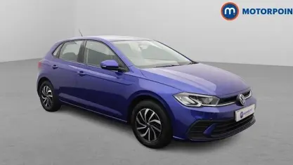 Used VW Polo Life 95 HP (69 kW) 2024 Blue Hatchback