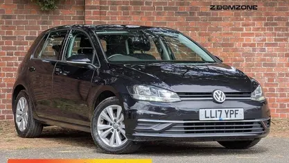 Used VW Golf VII SE 125 HP (91 kW) 2018 Hatchback